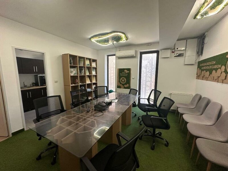 Titulescu - imobil birou 16 camere, suprafata 650mp