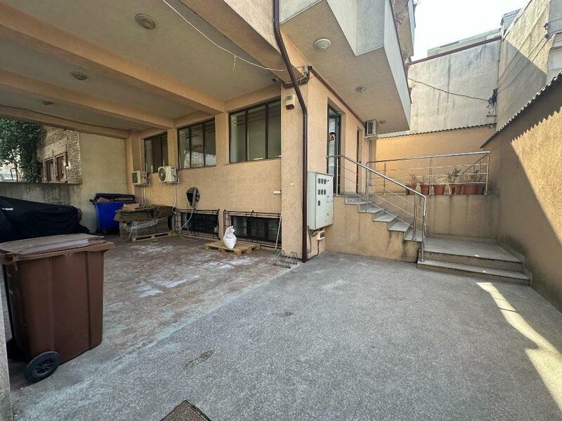 Titulescu - imobil birou 16 camere, suprafata 650mp