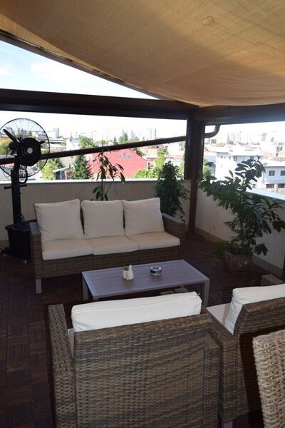 Titulescu - imobil birou 16 camere, suprafata 650mp